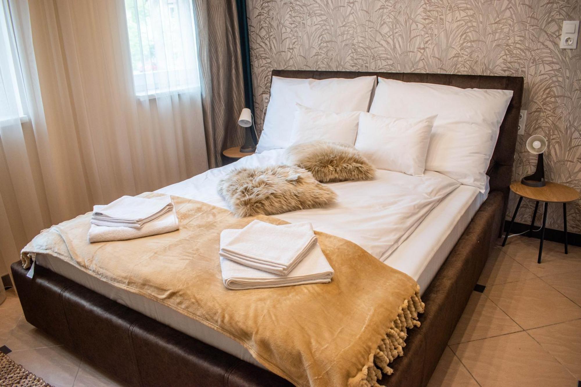 Garden Apartments Сегед Экстерьер фото